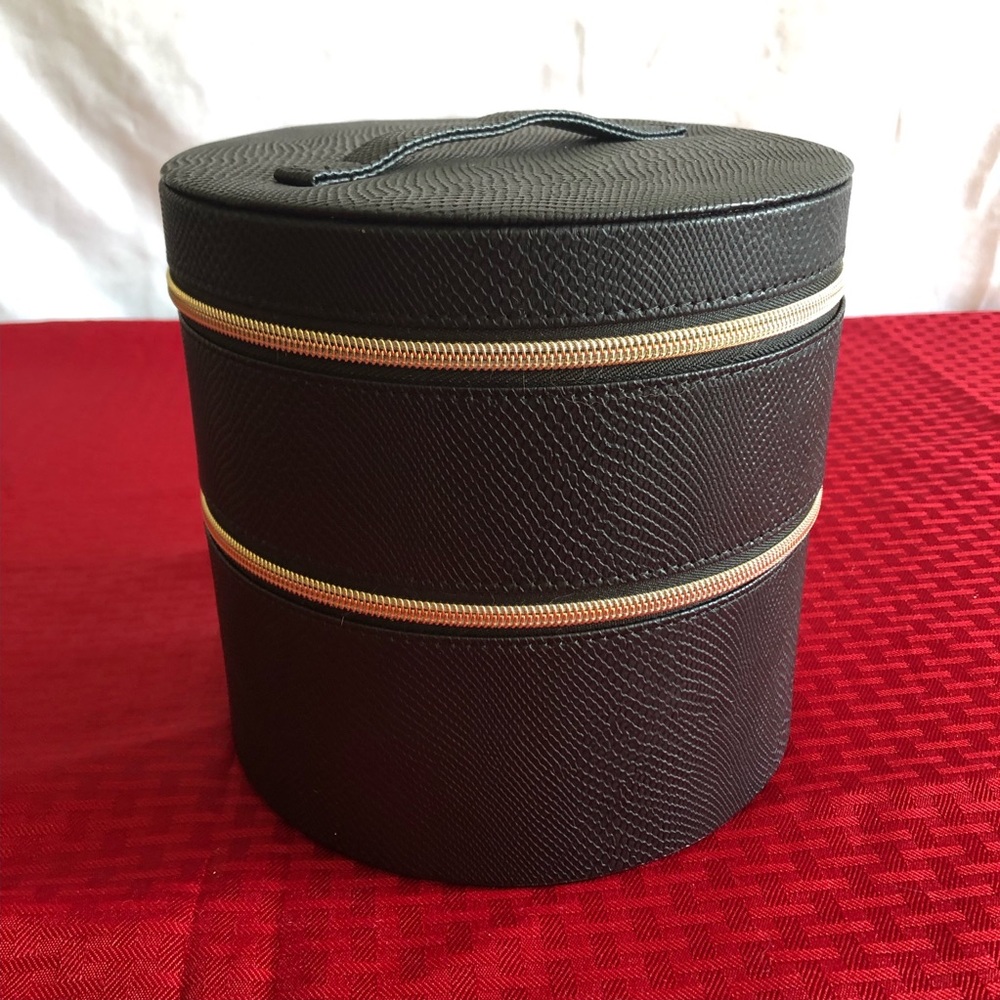 Lancôme makeup carrier